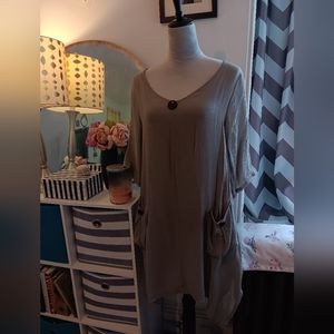 NWOT Gray gauzy tunic